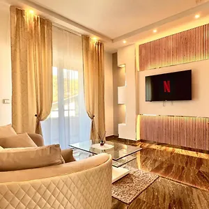 Golden Elegance Appartamento